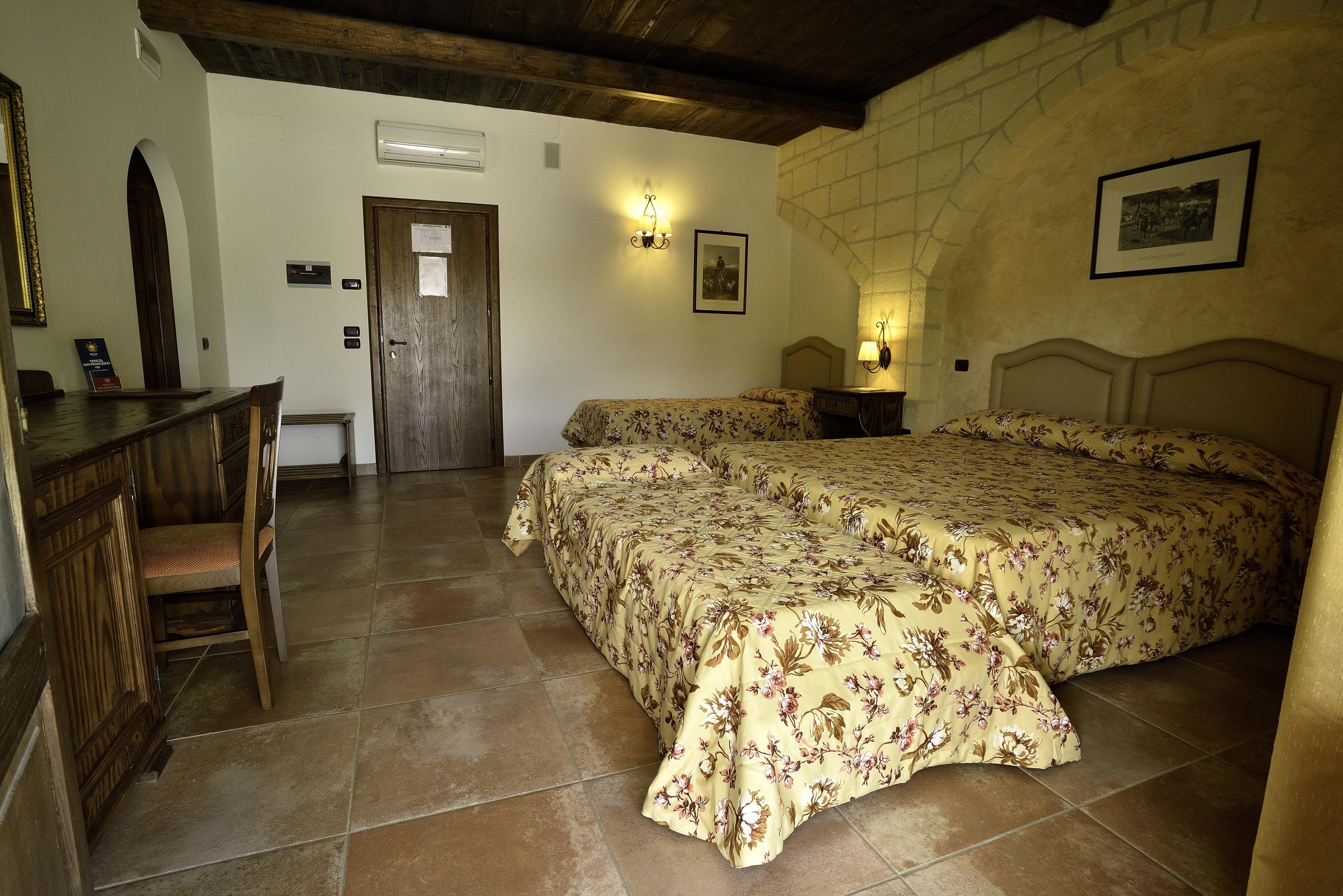 Hotel Tenuta San Francesco Barletta Esterno foto