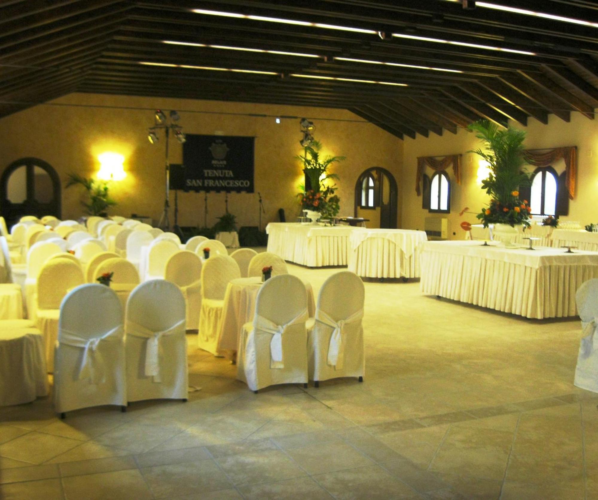 Hotel Tenuta San Francesco Barletta Esterno foto