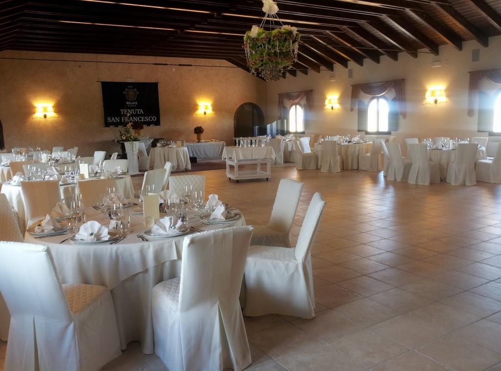 Hotel Tenuta San Francesco Barletta Esterno foto
